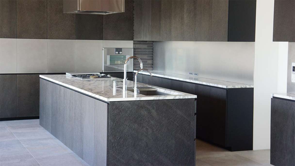 planeo EVOLITH Slate&Stone - Revêtement mural en pierre naturelle Stellar Void 1220 x 610 mm