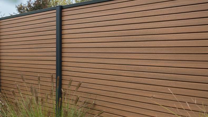 planeo LINEA - WPC CoEx Clôture à emboîter en losange Burma Teck 176 x 183 cm