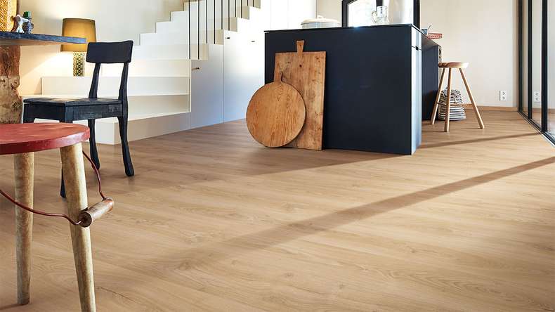 MEISTER Stratifié - MeisterDesign LL 250 Chêne château clair 6841 | gaufrage synchrone (600009-2052248-06841)