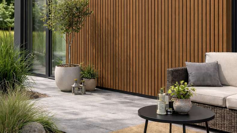 planeo DesignPro - Bardage de façade en WPC « Burma Teak » | Noir 2 900 x 175 mm
