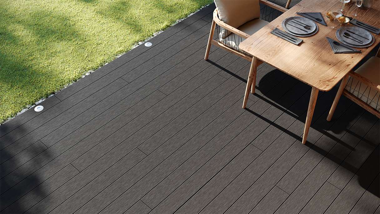 planeo LightWood WPC Lame de terrasse alvéolaire - gris foncé 3.6m rainuré/cannelé
