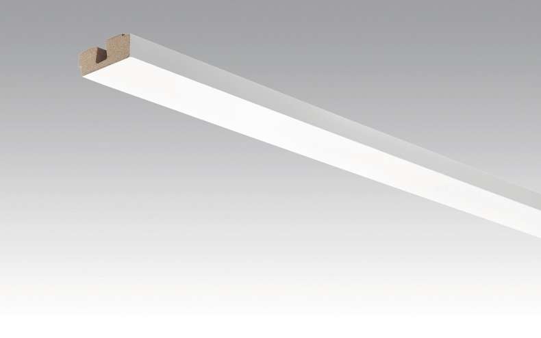 Plinthes MEISTER habillage de plafond Uni blanc brillant DF 324 - 2380 x 40 x 15 mm