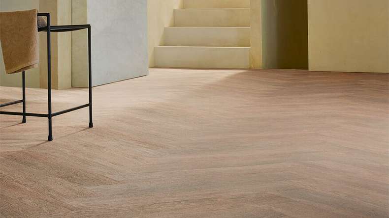 Forbo Allura Wood 55 vinyle à coller - Amber Elegant Oak (600168DR5_con)