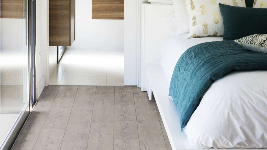 Gerflor revêtement de sol CV - BOOSTER FARM PECAN 4m x 30m