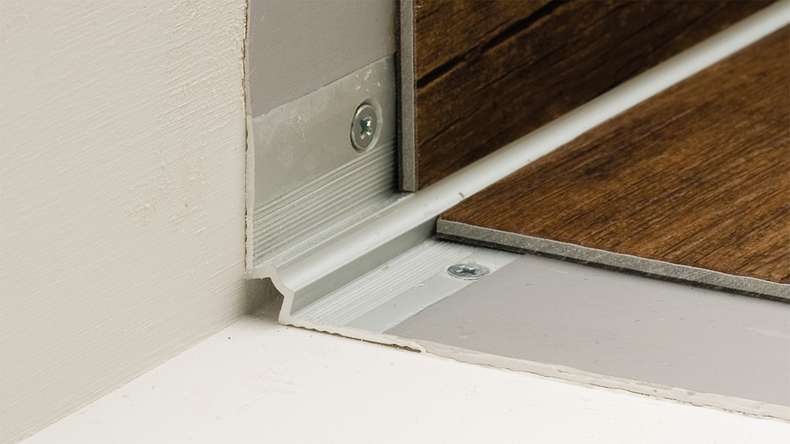 planeo Angle intérieur de nez de marche 601 - 250 cm