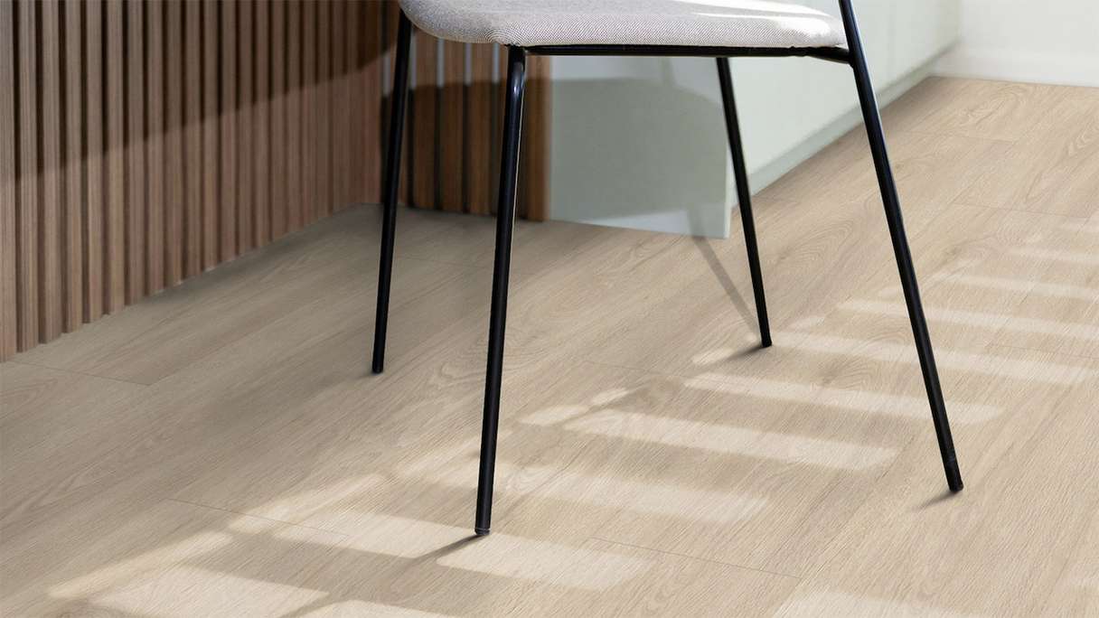 Gerflor Sol PVC clipsable - Virtuo 30 Rigid Acoustic EIR Blomma Light | isolation phonique intégrée (39131464)