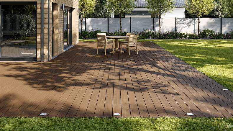 planeo AntikWood Kit complet de terrasse en WPC planches massives - brun clair vieilli