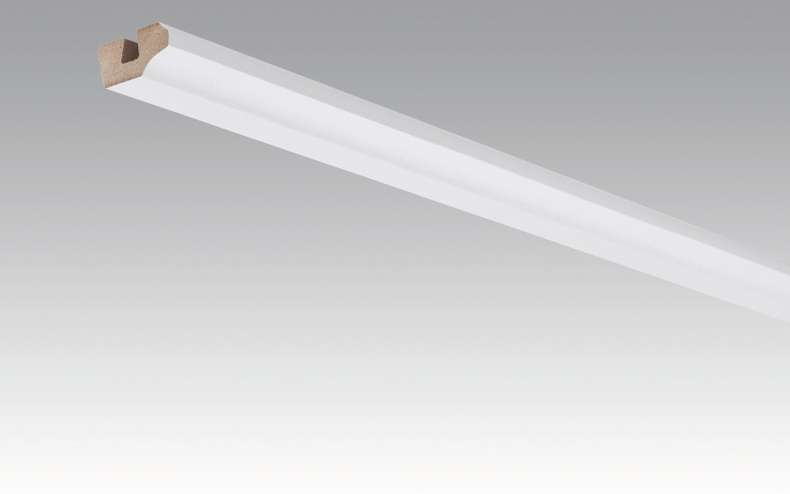 Plinthes MEISTER Habillage de plafond blanc brillant 4084 - 2380 x 38 x 19 mm