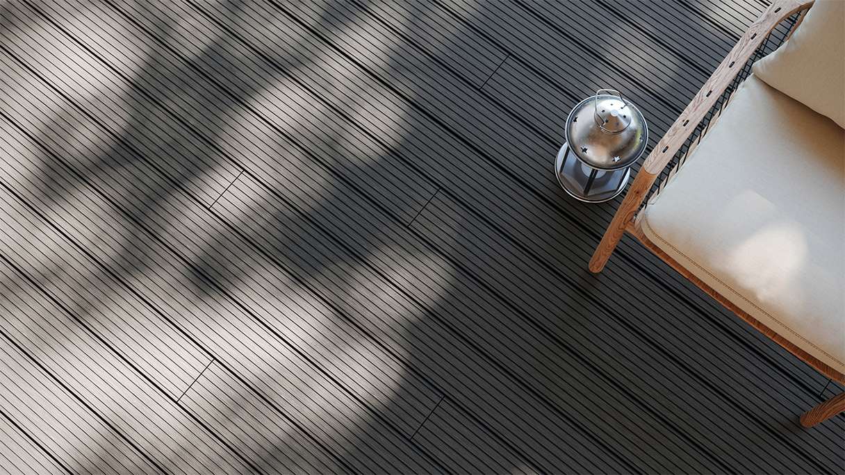 planeo LineWood Lame de terrasse WPC massif - gris foncé 3m rainuré/cannelé