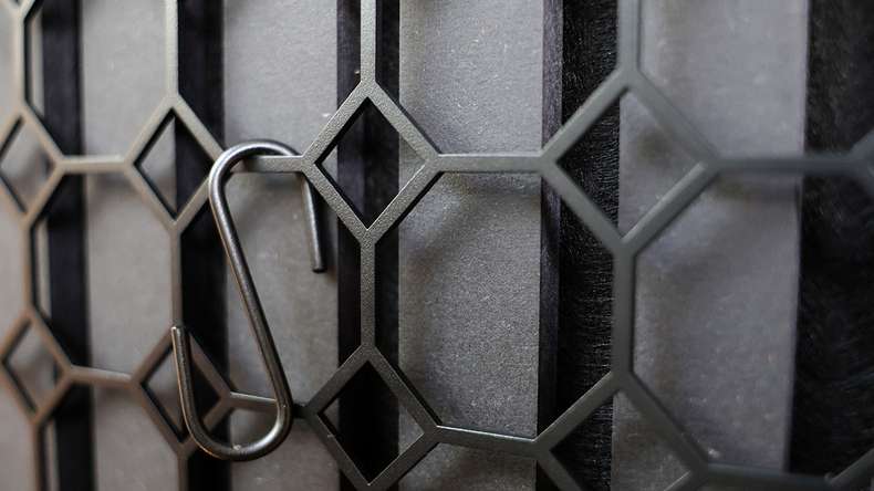 planeo Grille de rangement - noir avec 4 crochets en S