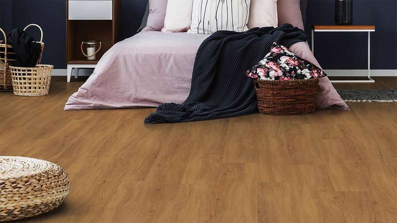 planeo Vinyle à clic rigide - FlexCore 55 Caramel Oak | Isolation phonique intégrée (plfc-5301FS55)