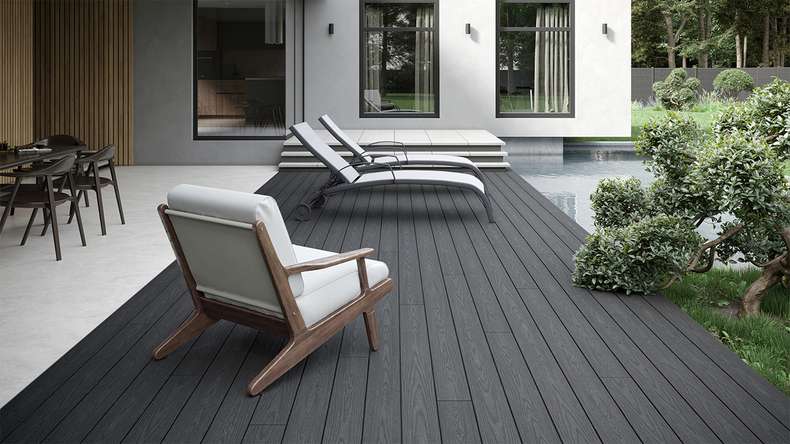planeo CoEXWood Lame de terrasse WPC massif enrobé - gris anthracite/gris brun 4.2m structuré