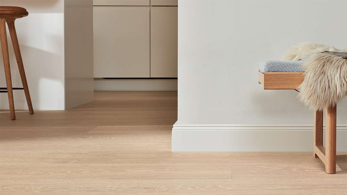 Sol en bois MEISTER Lindura HD 400 - 08922 Chêne naturel champagne vernis ultra mat 2200 x 270 x 11 mm (500214-2200270-08922)