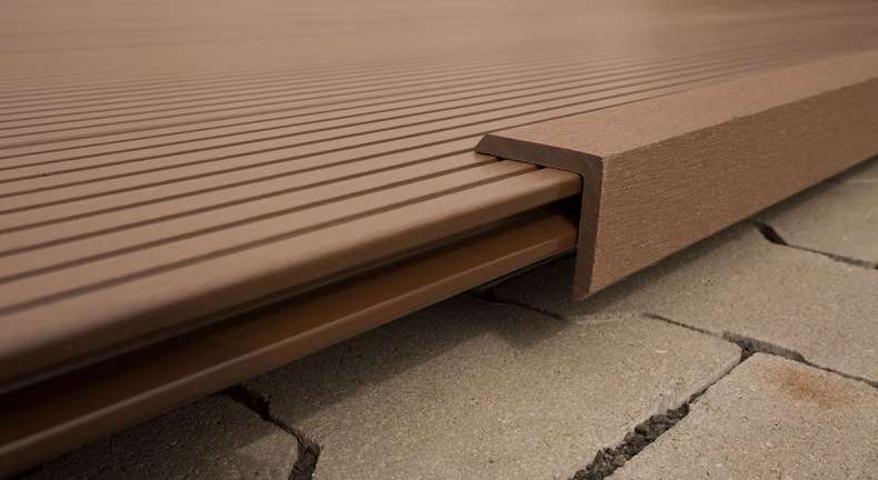 planeo terrasse composite bande d'angle brun foncé pour lames de terrasse - 2,2m