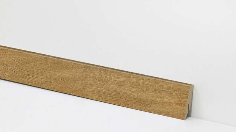 planeo Plinthe Herringbone chêne Genève 2.4m