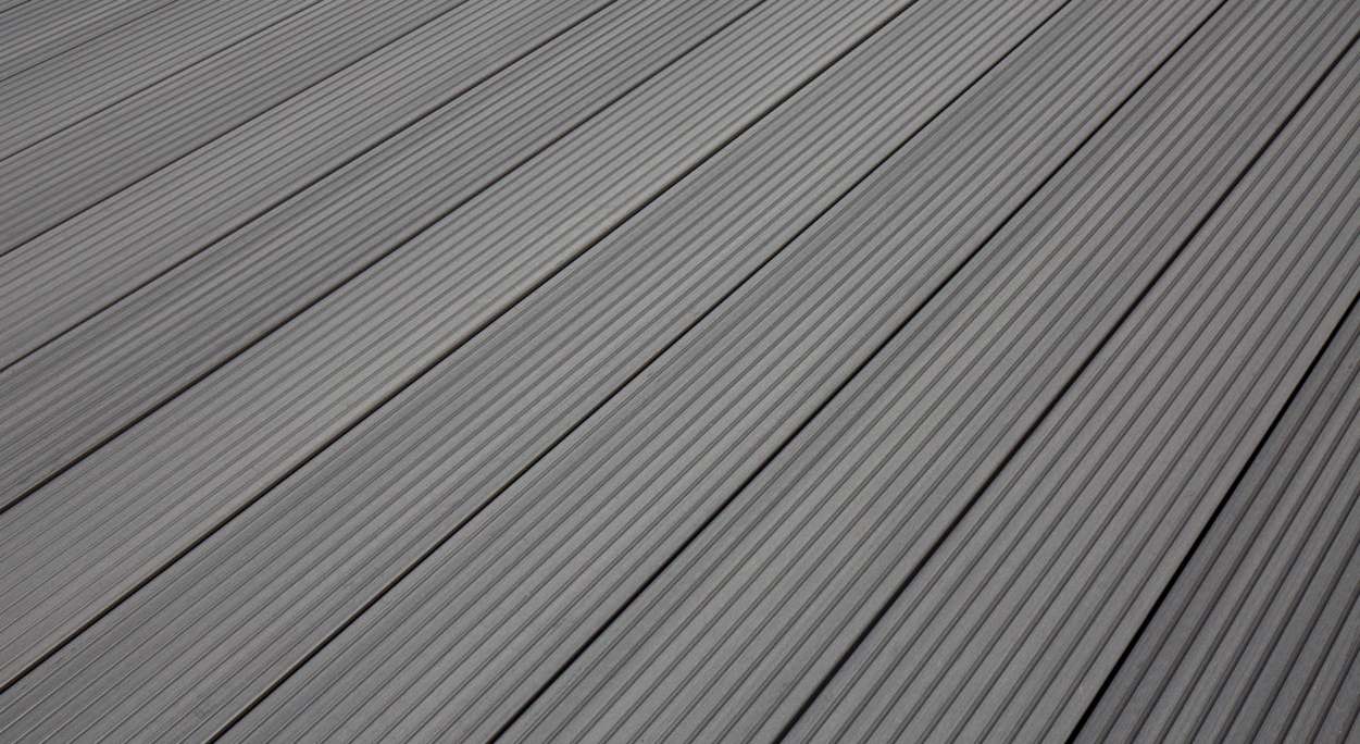 TitanWood Kit complet - 3m structure en lames creuses rainurées gris clair 21,3m² compris UK alu
