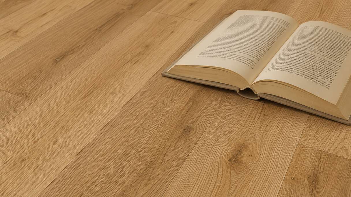 Vinyle rigide à clipser planeo - SolutionX 2 en 1 BigSize Prestige Oak, lames XL de 1,83 m | Isolation phonique intégrée (ECF-BS-87)