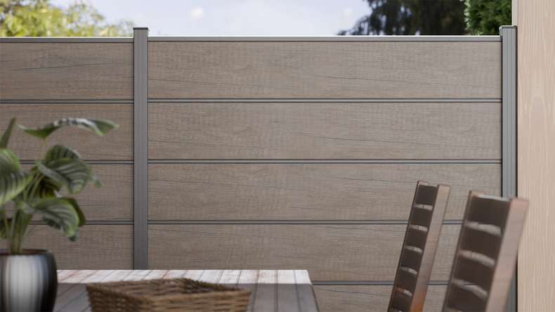 planeo Gardence Simply Premium - Clôture à emboîter en PVC Monument Oak avec pilastres en anthracite 180 x 180 cm