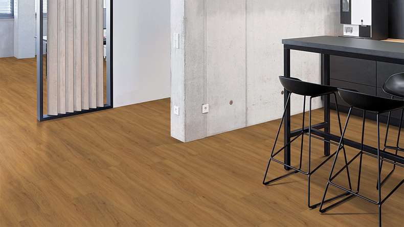 planeo Vinyle à clic rigide - FlexCore 55 Caramel Oak | Isolation phonique intégrée (plfc-5301FS55)