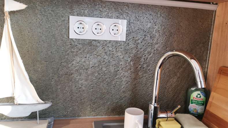 planeo EVOLITH EasyFix - Revêtement mural en pierre naturelle Urban Grey 600 x 300 mm - 6pcs.
