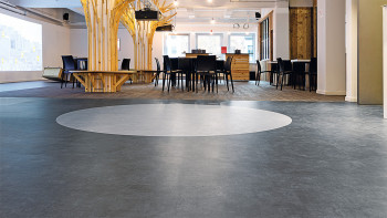 Forbo Allura Material 70 vinyle adhésif - Charcoal Concrete (624518DR7_con)
