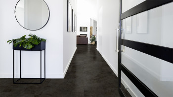 Gerflor Sol PVC clipsable - Virtuo 30 Rigid Acoustic Tavla Dark | isolation phonique intégrée (39101453)