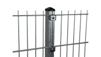 Piquets de clôture de type P Galvanisés à chaud pour clôture à double maille